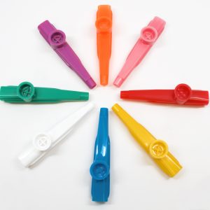 Kazoo, Plastic